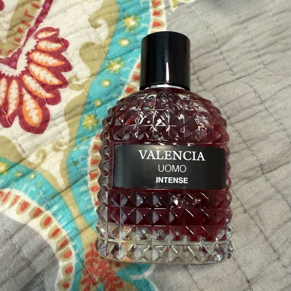 Valencia Uomo Intense  - Black and Burgundy